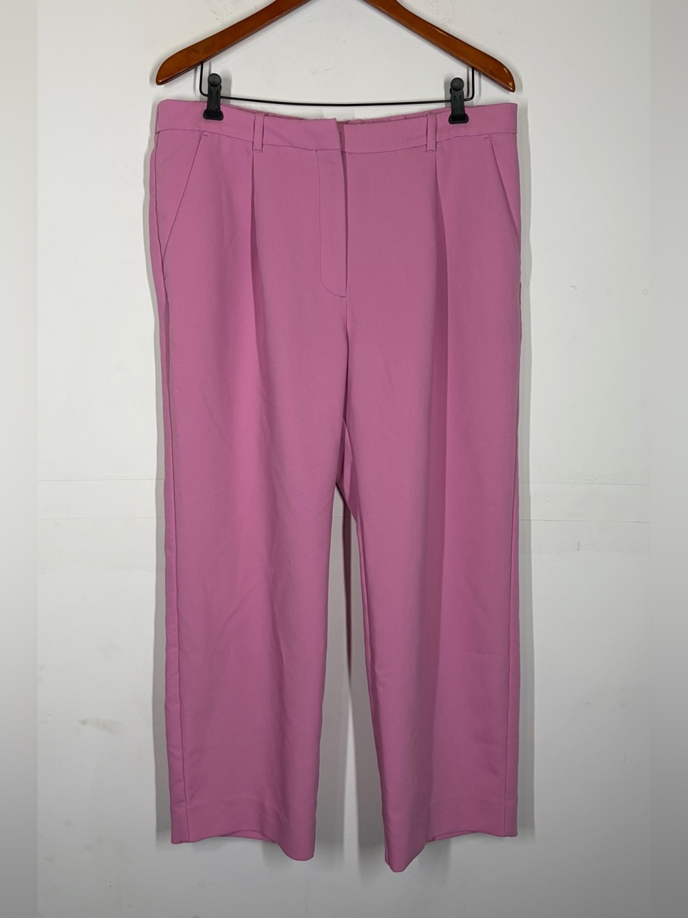 Abercrombie Bubblegum Pink Trouser Pant Size 33/16S SHORT